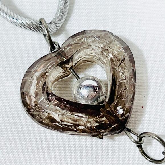 Vintage Crystal Acrylic Gray Fashion Necklaces Heart Pendants Jewelry 13" - Picture 3 of 8